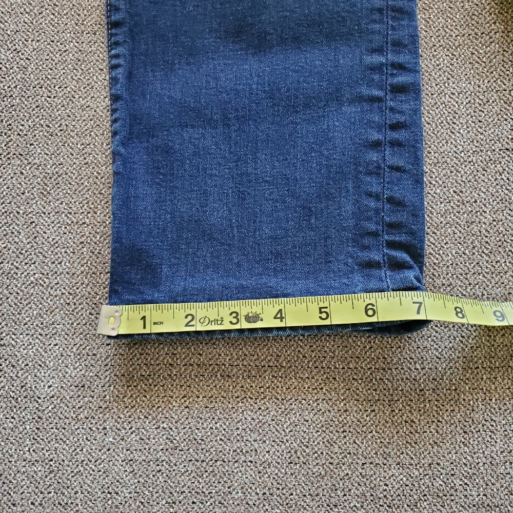 Vineyard Vines jeans size 33x30 like new - Picture 5 of 9
